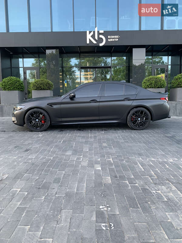 Седан BMW 5 Series 2019 в Тернополе