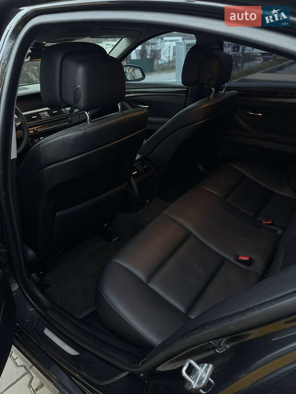 Седан BMW 5 Series 2013 в Черновцах