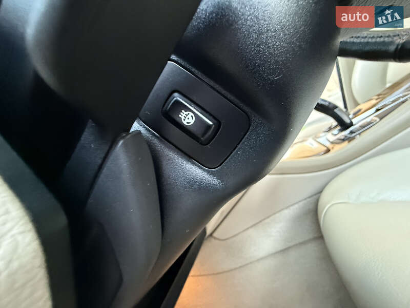 Седан BMW 5 Series 2011 в Коломые