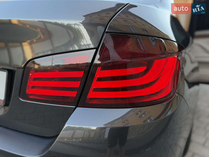 Седан BMW 5 Series 2011 в Коломые