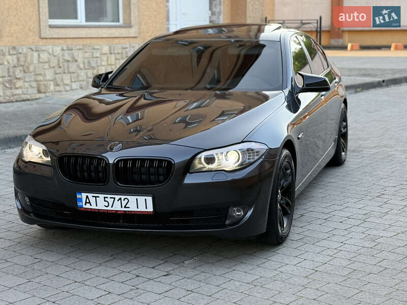 Седан BMW 5 Series 2011 в Коломые