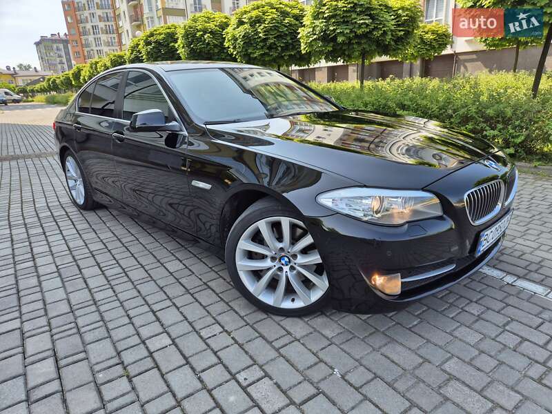 Седан BMW 5 Series 2013 в Ивано-Франковске
