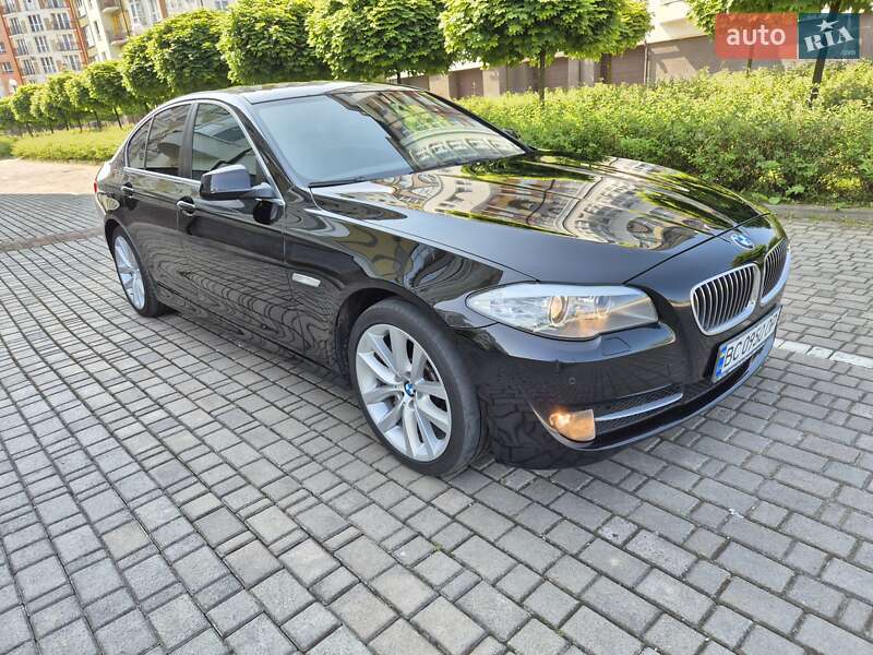 Седан BMW 5 Series 2013 в Ивано-Франковске