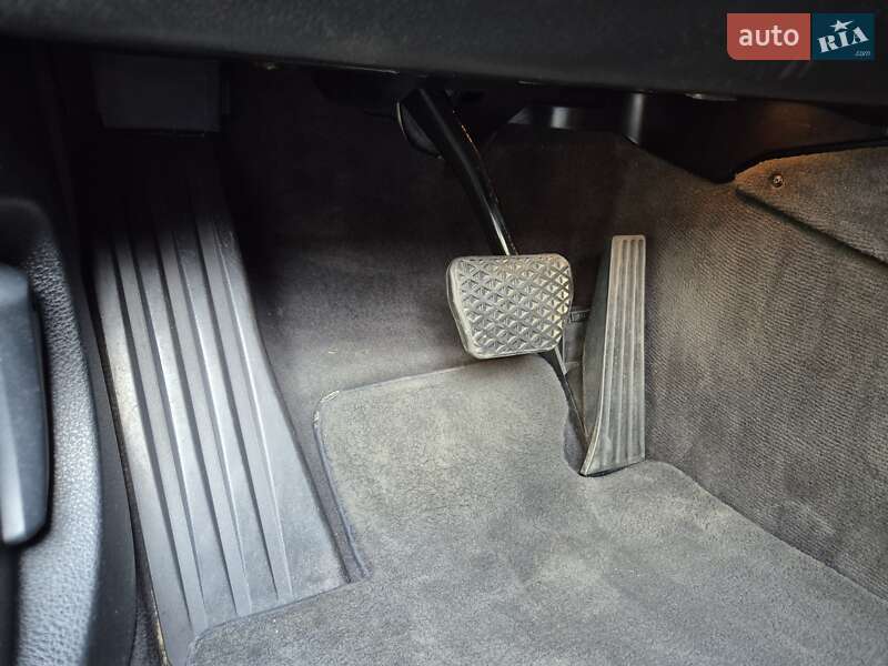 Седан BMW 5 Series 2013 в Ивано-Франковске