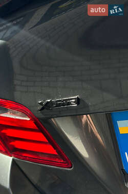 Седан BMW 5 Series 2012 в 