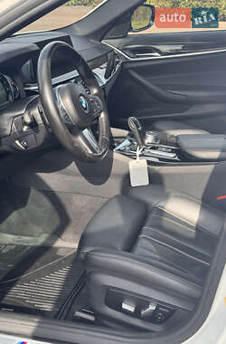 Седан BMW 5 Series 2018 в 