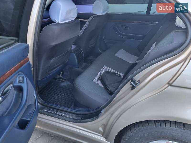 Седан BMW 5 Series 2000 в Одессе