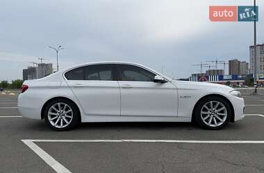 Седан BMW 5 Series 2015 в 