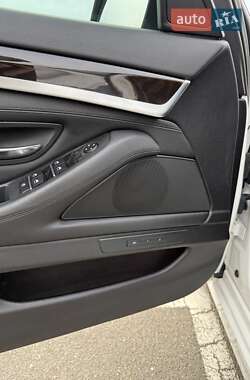 Седан BMW 5 Series 2015 в 