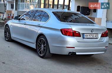 Седан BMW 5 Series 2011 в 