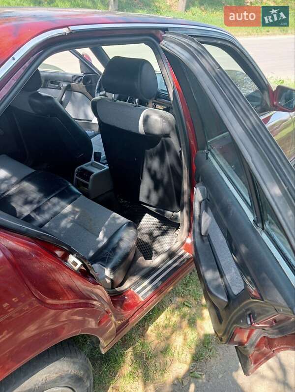 Седан BMW 5 Series 1990 в Шполе