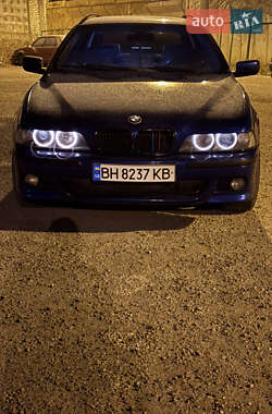 Универсал BMW 5 Series 2000 в Черноморске