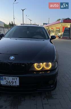 Седан BMW 5 Series 2000 в 