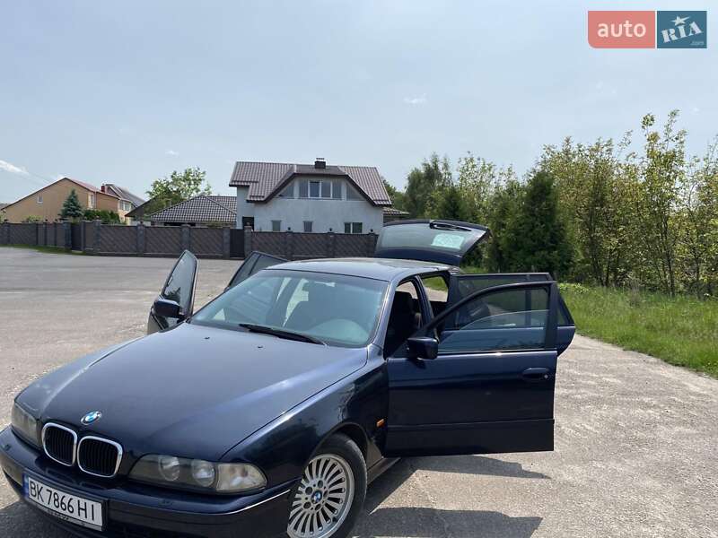 Универсал BMW 5 Series 2003 в Костополе
