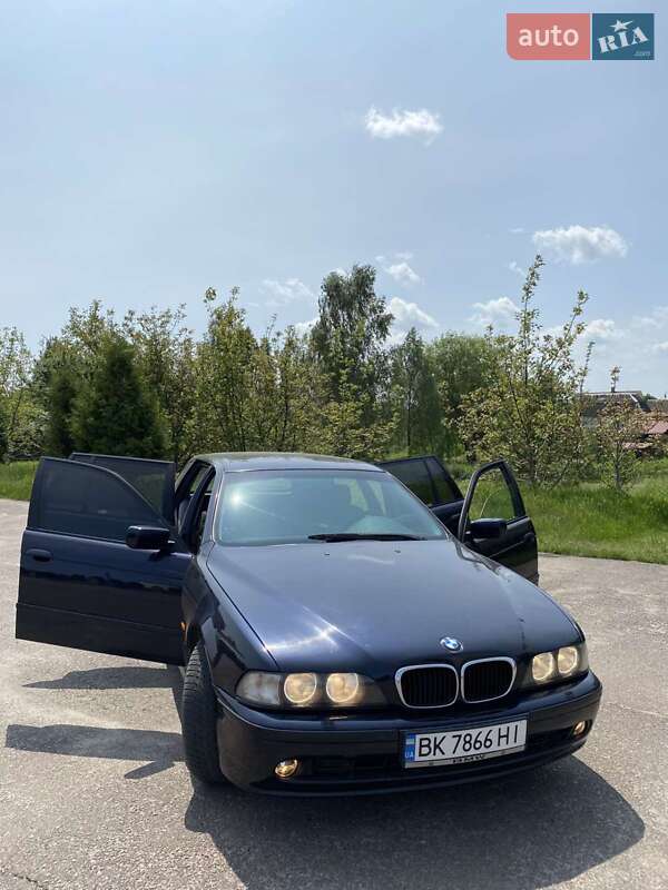 Универсал BMW 5 Series 2003 в Костополе