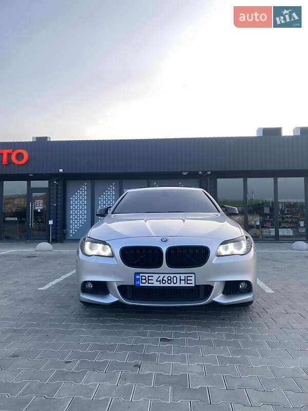 BMW 5 Series 2012