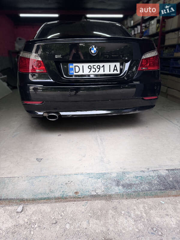 Седан BMW 5 Series 2008 в Харкові