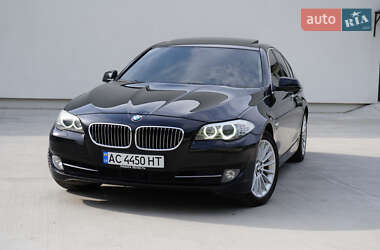 Седан BMW 5 Series 2011 в 