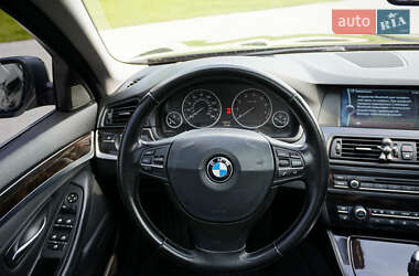 Седан BMW 5 Series 2011 в 
