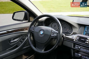 Седан BMW 5 Series 2011 в 