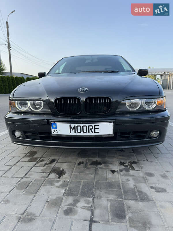 Седан BMW 5 Series 2002 в 