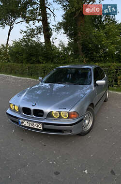 Седан BMW 5 Series 1997 в Городке
