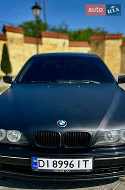 Седан BMW 5 Series 2003 в Ізмаїлі