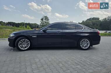 Седан BMW 5 Series 2011 в 