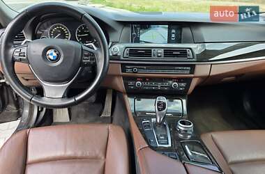 Седан BMW 5 Series 2011 в 