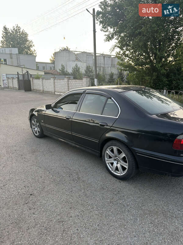 BMW 5 Series 2003