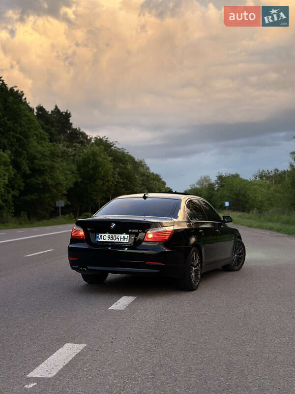 Седан BMW 5 Series 2009 в Владимире