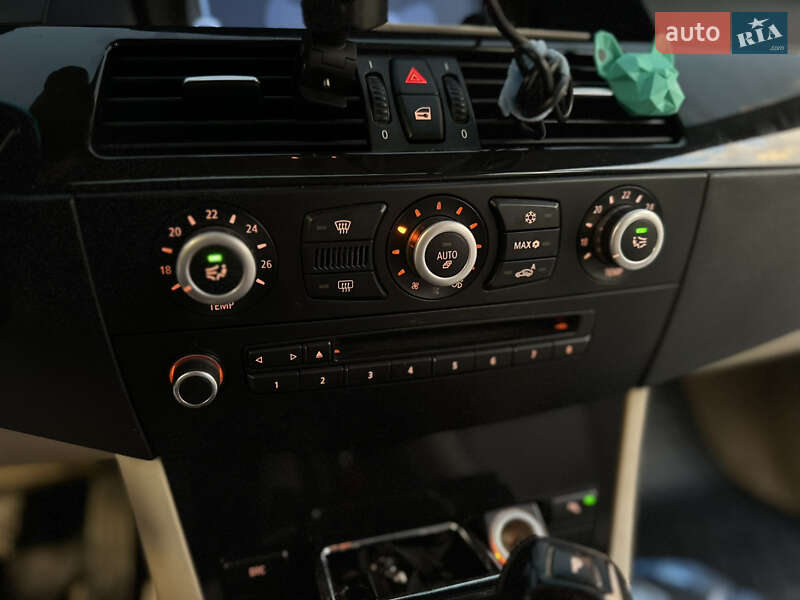 Седан BMW 5 Series 2009 в Владимире