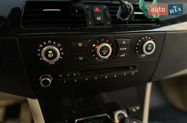 Седан BMW 5 Series 2009 в 