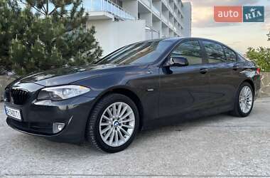 Седан BMW 5 Series 2012 в 