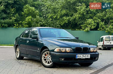 Седан BMW 5 Series 2000 в Киеве