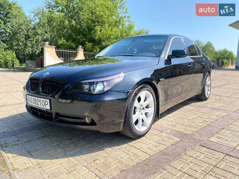 Седан BMW 5 Series 2005 в 