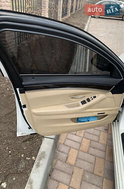 Седан BMW 5 Series 2012 в 