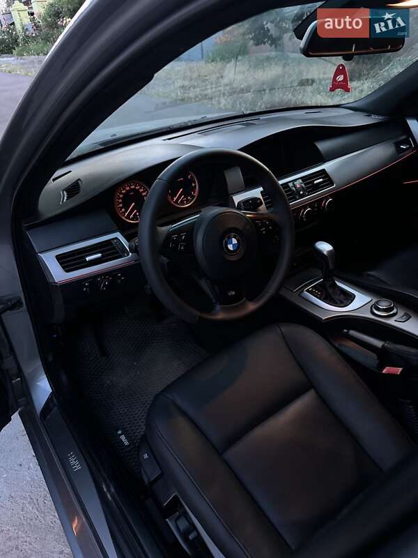 Седан BMW 5 Series 2005 в Николаеве