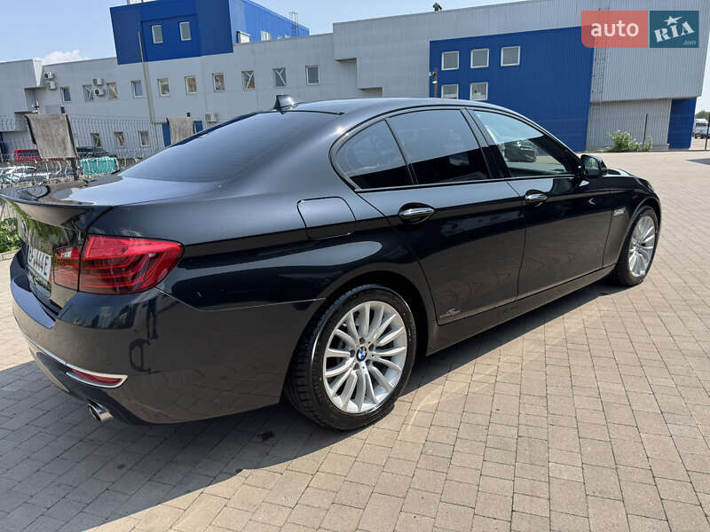 Седан BMW 5 Series 2015 в Ковеле