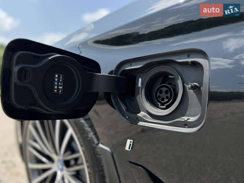 Седан BMW 5 Series 2018 в Дніпрі