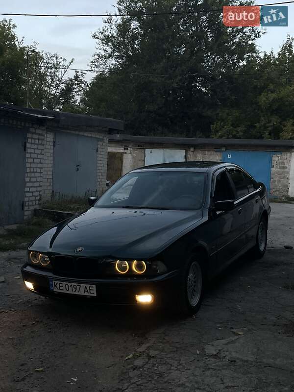 BMW 5 Series 1998