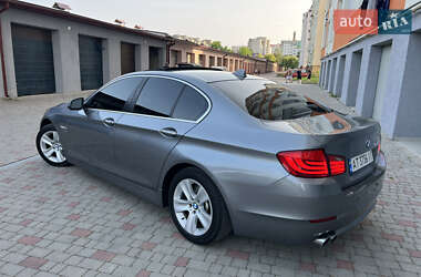 Седан BMW 5 Series 2012 в 
