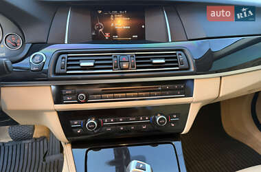 Седан BMW 5 Series 2015 в 