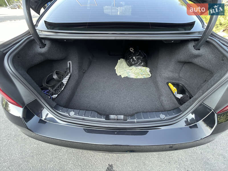 Седан BMW 5 Series 2013 в Харкові