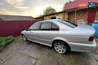 Седан BMW 5 Series 2002 в Львові