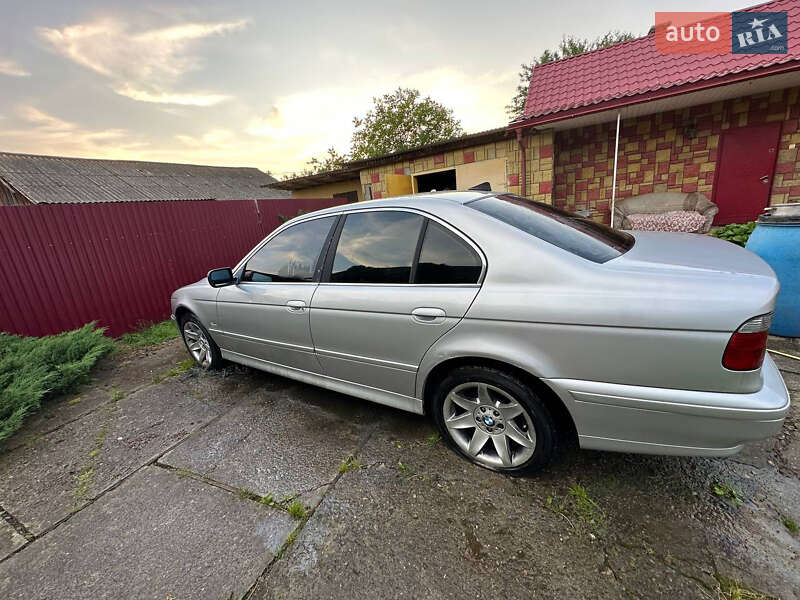 BMW 5 Series 2002