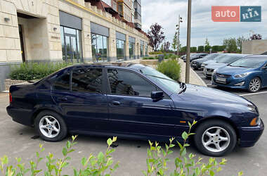 Седан BMW 5 Series 2003 в 
