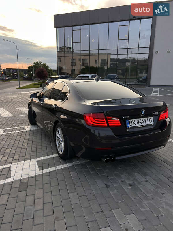 Седан BMW 5 Series 2012 в Рівному фото 7 Седан BMW 5 Series 2012 в Рівному