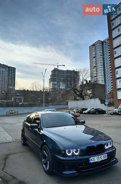 Седан BMW 5 Series 1997 в Днепре