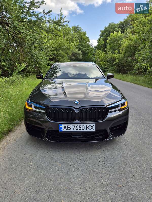 Седан BMW 5 Series 2018 в Шаргороде